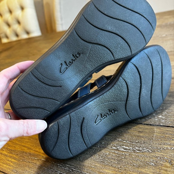 6 wide Clarks Women's Leisa Lakelyn Blue Leather Slingback Casual Sandals - Picture 7 of 9